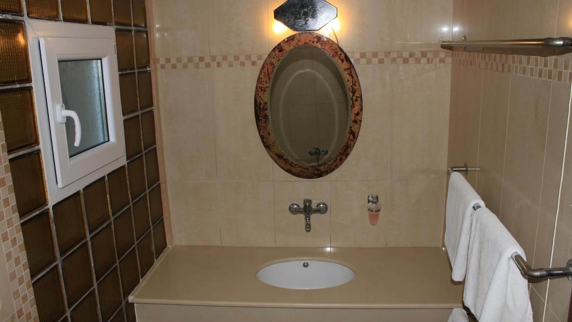 Athorama Hotel Uranopoli Řecko
